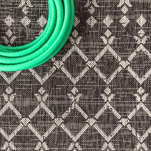 JONATHAN Y Moroccan Geometric Indoor Outdoor Round Area Rug 5 Ft Black/Gray - Image 4