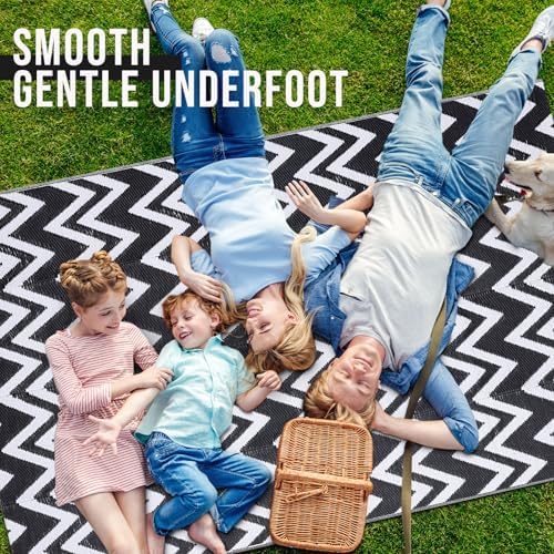 OLANLY Outdoor Rug 5x8 ft Waterproof Reversible Chevron Mat - Image 5